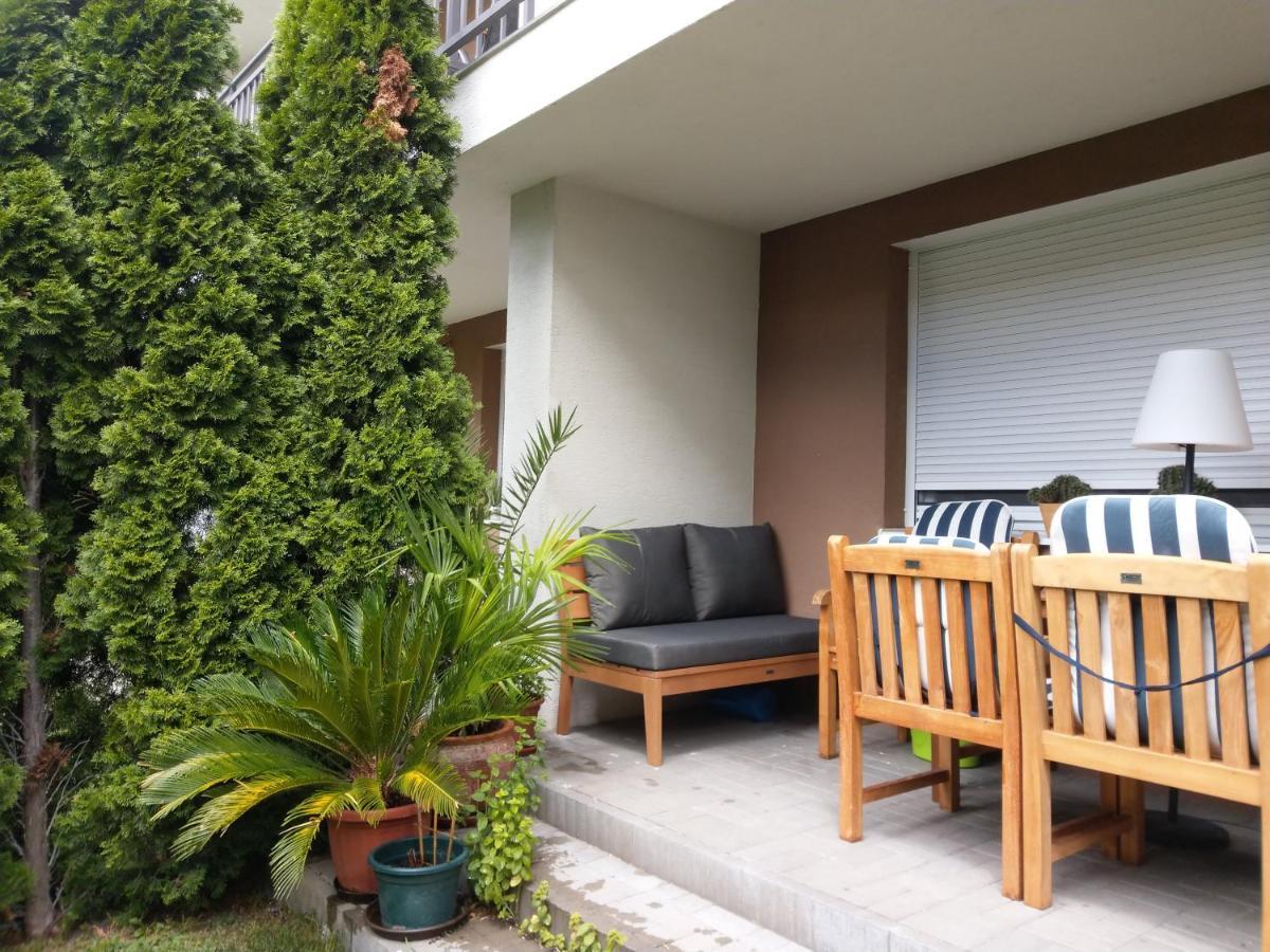 Bamboo Wellness Apartment Шіофок Екстер'єр фото